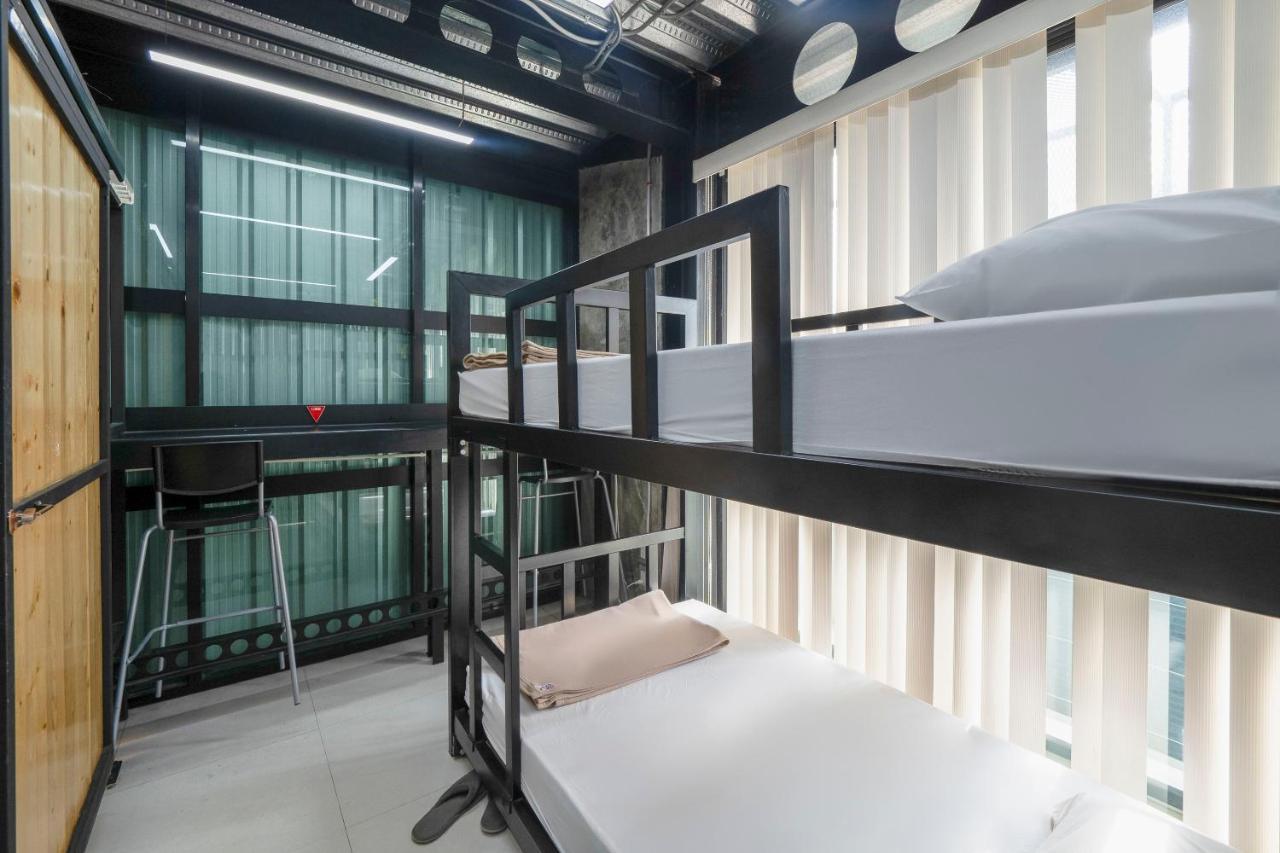 Oyo 1084 Guyasuka Ratchada Hotel Bangkok Ngoại thất bức ảnh