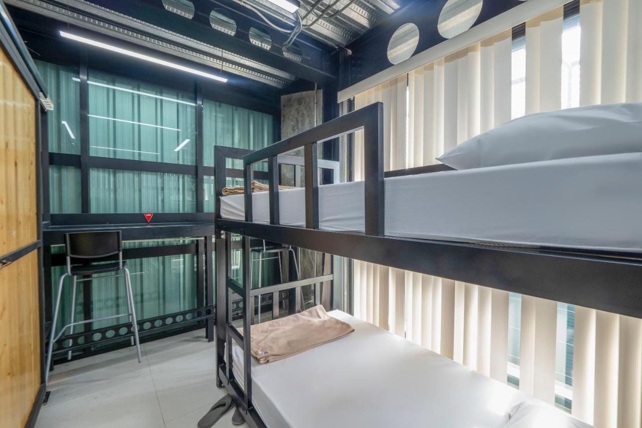Oyo 1084 Guyasuka Ratchada Hotel Bangkok Ngoại thất bức ảnh