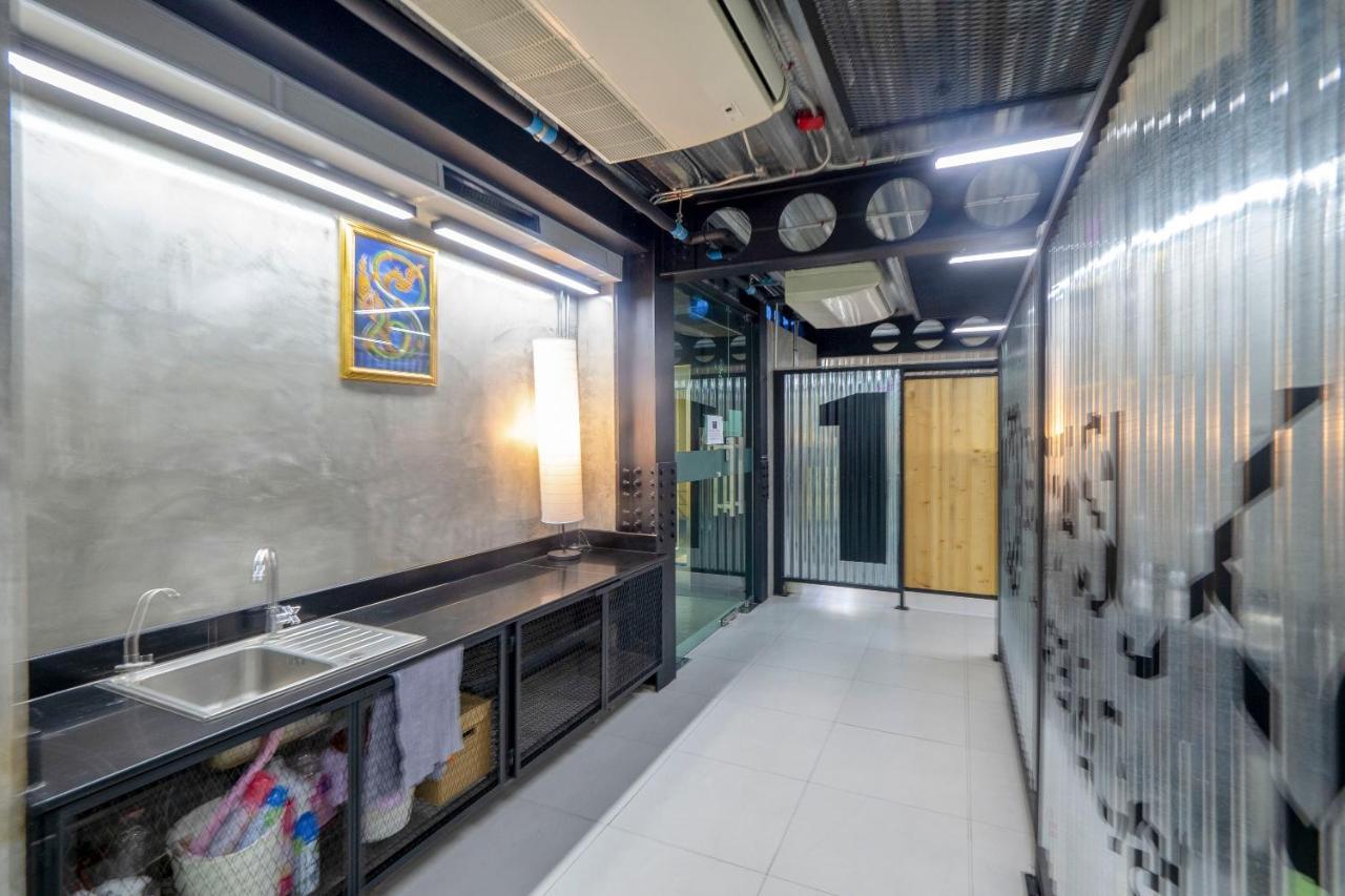 Oyo 1084 Guyasuka Ratchada Hotel Bangkok Ngoại thất bức ảnh