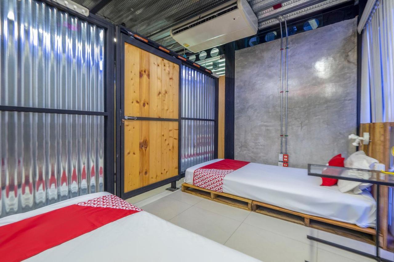 Oyo 1084 Guyasuka Ratchada Hotel Bangkok Ngoại thất bức ảnh