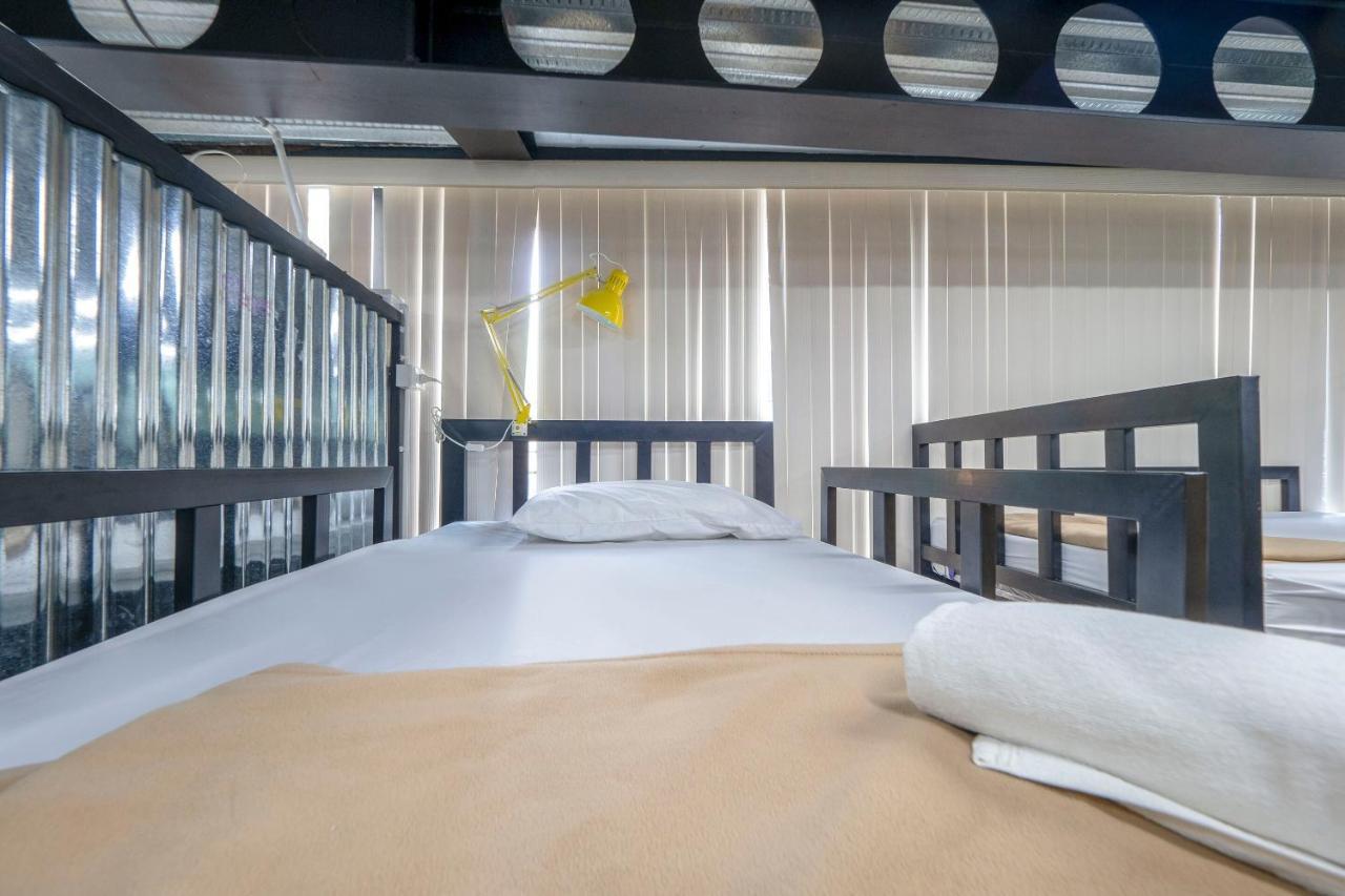 Oyo 1084 Guyasuka Ratchada Hotel Bangkok Ngoại thất bức ảnh