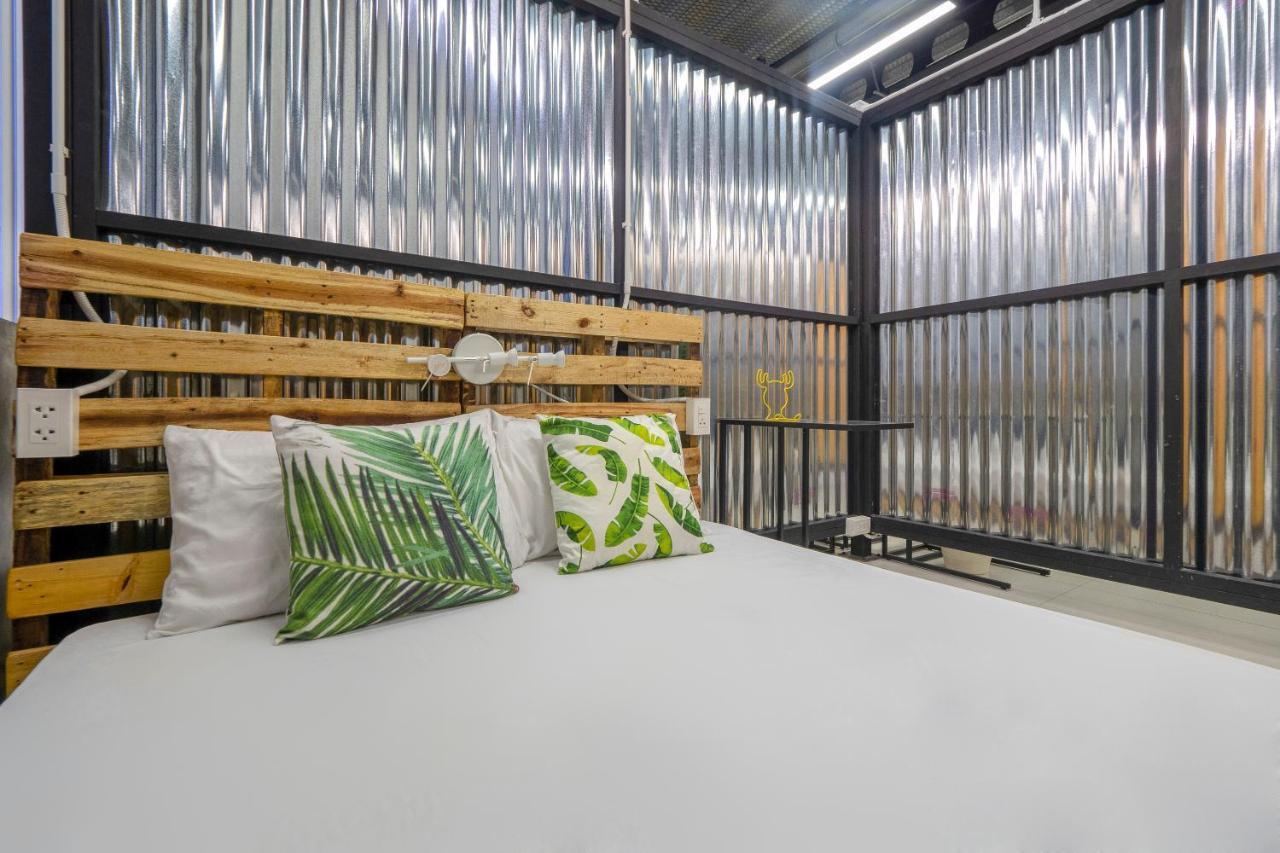 Oyo 1084 Guyasuka Ratchada Hotel Bangkok Ngoại thất bức ảnh